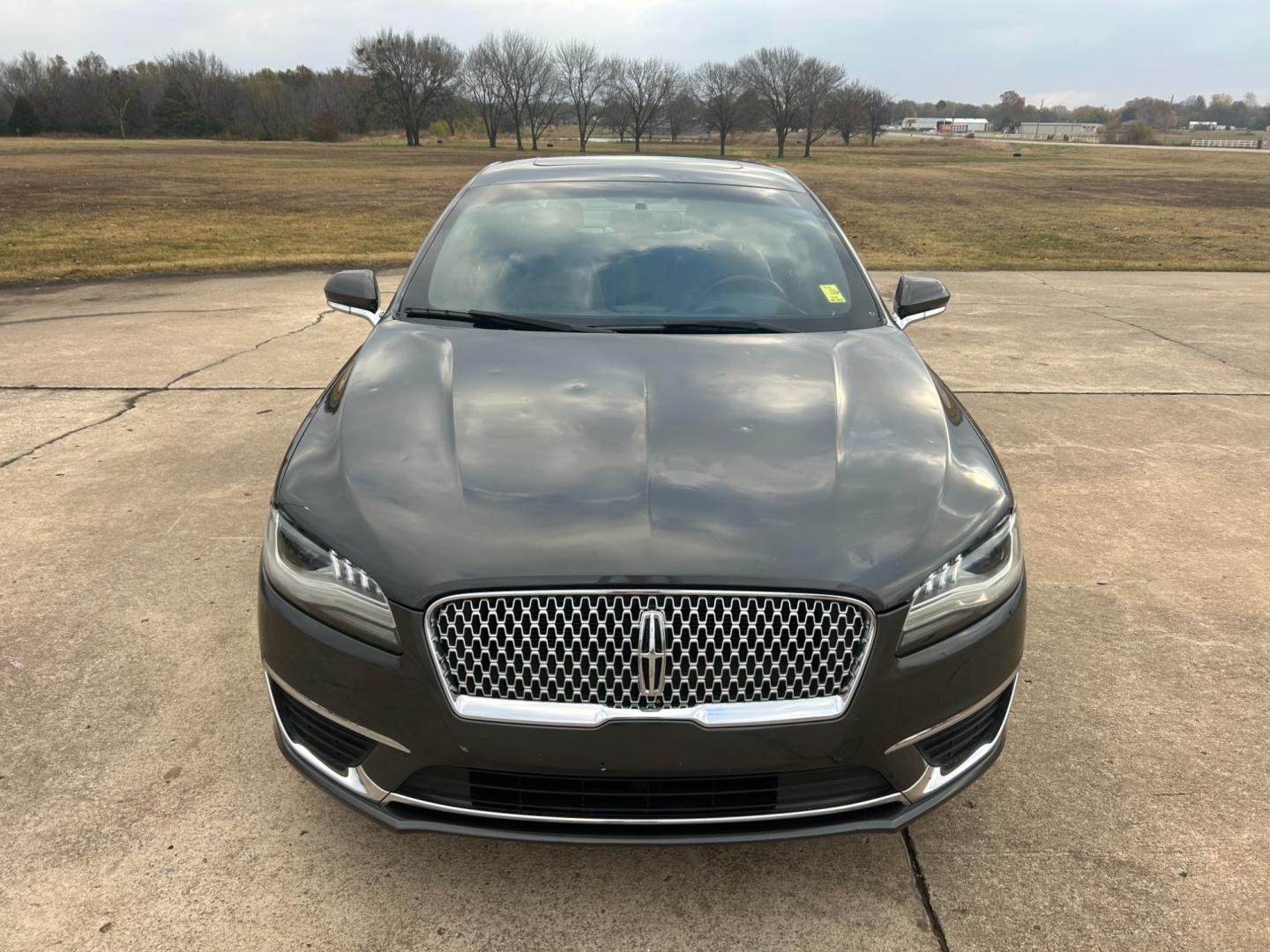 2017 GRAY Lincoln MKZ Select FWD (3LN6L5C98HR) with an 2.0L L4 DOHC 16V engine, 6A transmission, located at 17760 Hwy 62, Morris, OK, 74445, (918) 733-4887, 35.609104, -95.877060 - 2017 LINCOLN MKZ SELECT FWD 2.0L FEATURES POWER SEATS, POWER MIRRORS, POWER WINDOWS, POWER LOCKS, AM/FM STEREO, SIRIUS XM, BLUETOOTH, CD PLAYER, NAVIGATION, LEATHER SEATS, HEATED SEATS, DUAL CLIMATE CONTROL, BACKUP CAMERA, SUNROOF, MULTI-FUNCTIONING STEERING WHEEL CONTROLS, CRUISE CONTROL, TRACTION - Photo#1